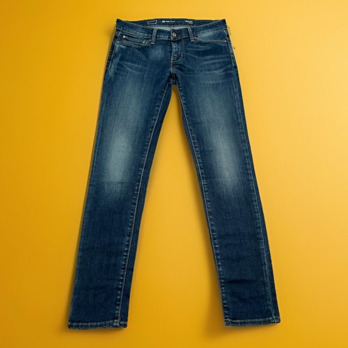 Levi slight curve modern - curve,