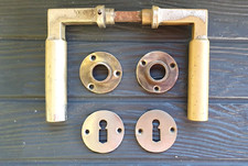 original Bauhaus Türgarnitur/ Türbeschläge / Design W.Gropius von OGRO