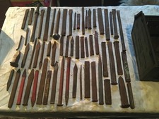 Konvolut alte Meißel Schmiedestahl Messerbau 59stk.mit Metallkiste 23kg Werkzeug