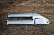 Knoblauchpresse Edelstahl Ergonomischer Griff Super Zustand Sterling Serie Gebr.