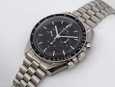 OMEGA SPEEDMASTER PROFESSIONAL MOONWATCH REF.: 31030425001001 ZERTIFIKAT/BOX