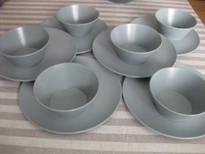 CROFTON Teller flach Ø26 cm und Schalen Ø 14 cm 6 Personen Campinggeschirr