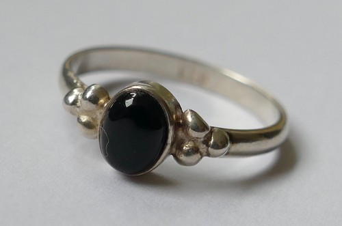 Ring onyx cabochon - onyx, silber