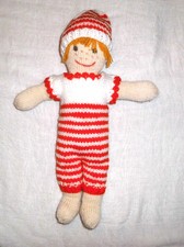 Puppenkleidung, handgestrickt