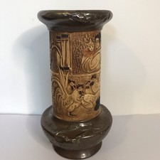 Antike Bretby orientalische Bambuskleidung Kunstkeramik Relief Vase Eule Huhn Nr 1859
