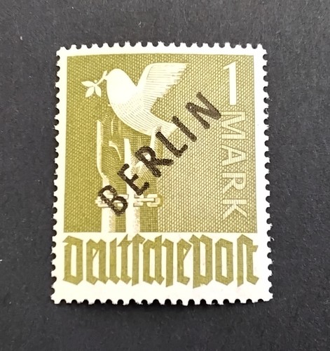 Berlin schwarzaufdruck m - schwarzaufdruck,