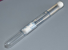 Antikes Medizinbedarf Baumwollfaden Steril in Ampulle aus Glas antik Fach #E3