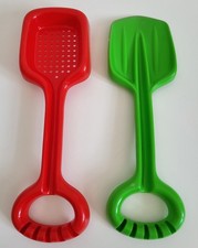 Marioinex Sandkasten Große Spaten/Schaufel und Harke mit Sieb