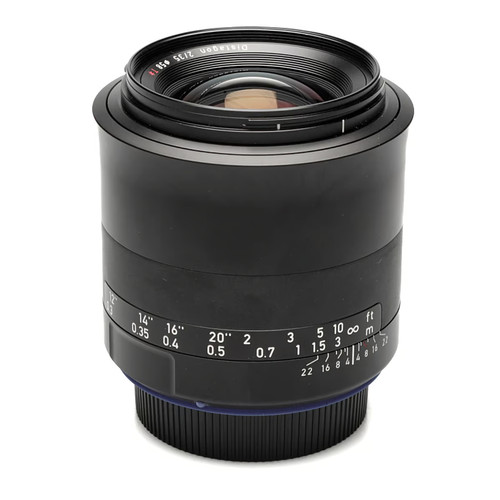 Zeiss distagon 35mm 2 - zeiss, t*