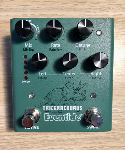 Eventide tricerachorus - tricerachorus, |