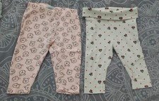 Baby Leggings zwei Stück Gr 74, beige und Rosa,  Minnie Mouse und Winnie. H&M