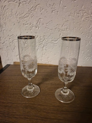 Sektgläser silberrand 70er - 2,