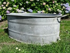 ALTE ZINK PFLANZ - GARTEN - WANNE WOHL UM 1960 / ca. 70 LITER MIT ABLAUF / W 10