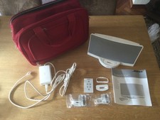 Bose Sound Dock in Weiss - Digital Music System, vollständig mit Tasche
