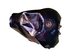 SUZUKI GSR 600 06-11 BESCHÄDIGTER TANK