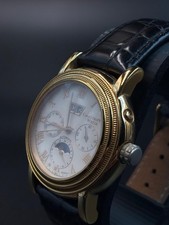 Schöne Automatikuhr