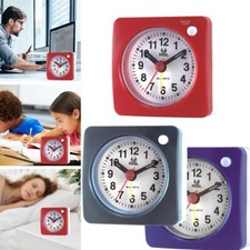 Quarz Wecker Analog Tischuhr Reisewecker Uhren Alarm ohne Ticken leise