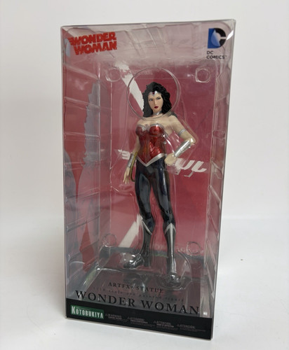Kotobukiya comics 10 - kotobukiya, dc