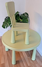 Kindertisch mit Stuhl - hellgrün, von IKEA