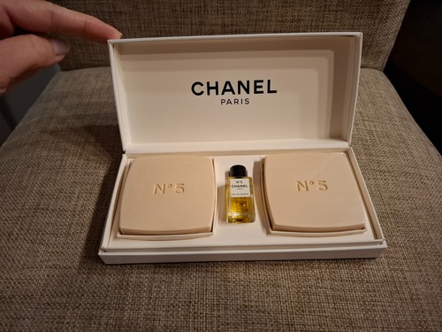 Chanel seife er set mit - er,