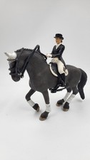 Schleich Horse Club Pferdeset 42457 Friesen Hengst mit Reiterin (43)