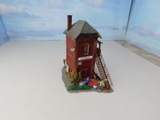 H0 Faller 131384 Stellwerk/Blockstelle gealtert mit Figuren