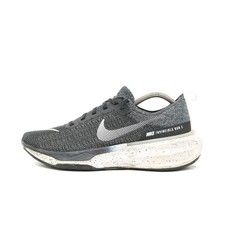 Nike Herren Invincible Run 3