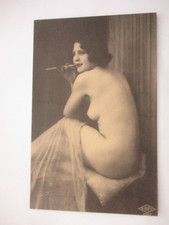 Postkarte nackte Frau ältere Modelle extravagant