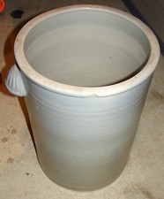 LASIERTER  STEINGUTTOPF  SAUERKRAUT  BLUMEN  GÄRTOPF  HANDARBEIT