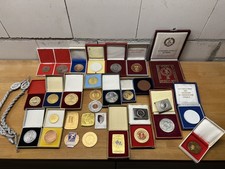 Set Medaillen Abzeichen FDJ MFS Ehrengeschenk Orden Etui DDR NVA GST FDJ NVA 