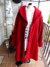 SALE 5387 Sarah Santos Mantel