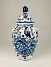Große Vintage-Keramikvase mit Deckel  Delft Handbemalt  1970er Jahre 40 cm