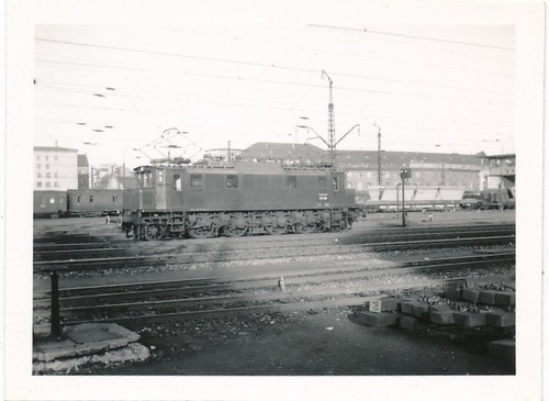 Foto antik eisenbahn altbau - foto,