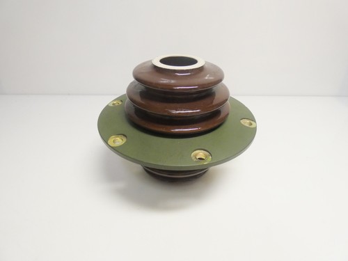 Antennfuss mit keramikisolator - antennfuss,