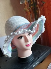 Häkel Mütze Sommer Hut für Damen Handarbeit gehäkelt Gr 52 /54 cm weiß bunt Neu 