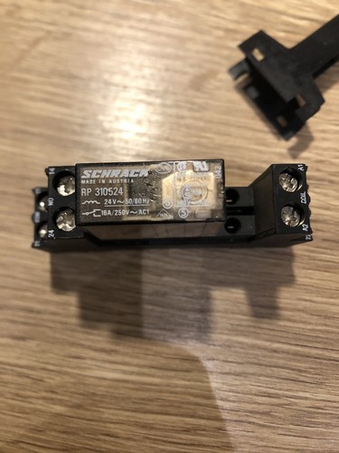 Relay schrack rp310524 - relay,