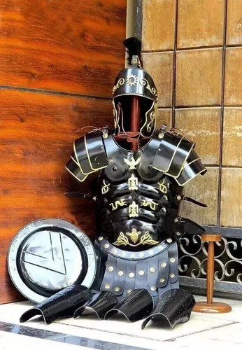 Römischer schwarzer stahl - schwarzer,