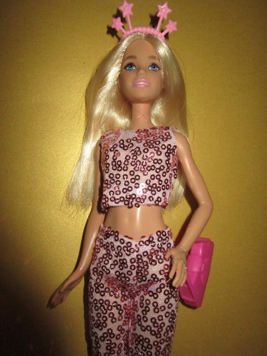 B1046 blonde fashionistas - b1046)blonde,