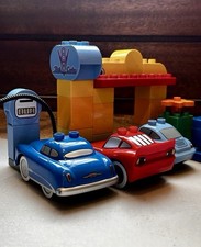 LEGO DUPLO Disney Cars Flo's