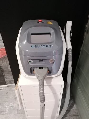 Laser switched yag - q-switched,