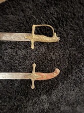 Deko Schwerter und Schild 