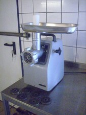 Fleischwolf Jupiter Gewerbe 220 Volt mit 7 Lochscheiben und Vorschneider