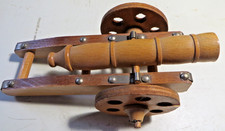 Dekorative Miniatur-Kanone aus