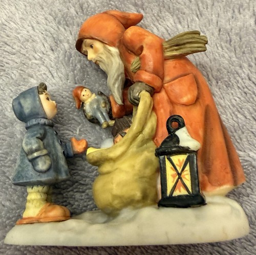 Hummelfigur hum 2012 - hum,
