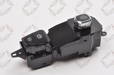 VOLVO XC60 II 2.0 16V B4  Start Stop Schalter Knopf Zündung 31481452