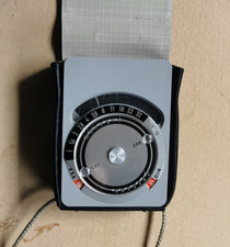 Belichtungsmesser  Analog  mit/in  Tasche
