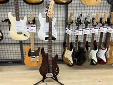 E-Bassgitarre G&L Tribute