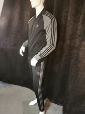 Adidas Trainingsanzug IY9858+IY9869 Neu Größe XL/XL Schwarz Grau Streifen Schwar