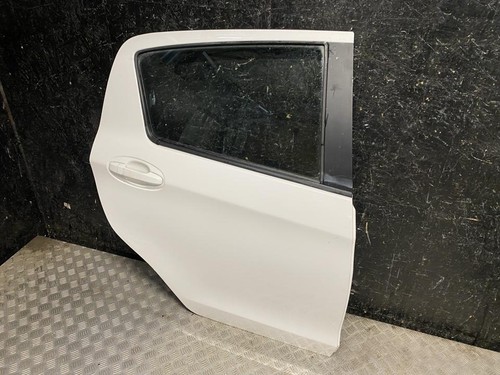 Tür toyota yaris - toyota, 2018