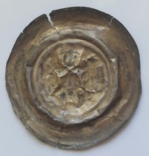 Bistum Naumburg (?), Brakteat 0,89 g, Mehl 202 (?), bitte lesen *** (#2314)